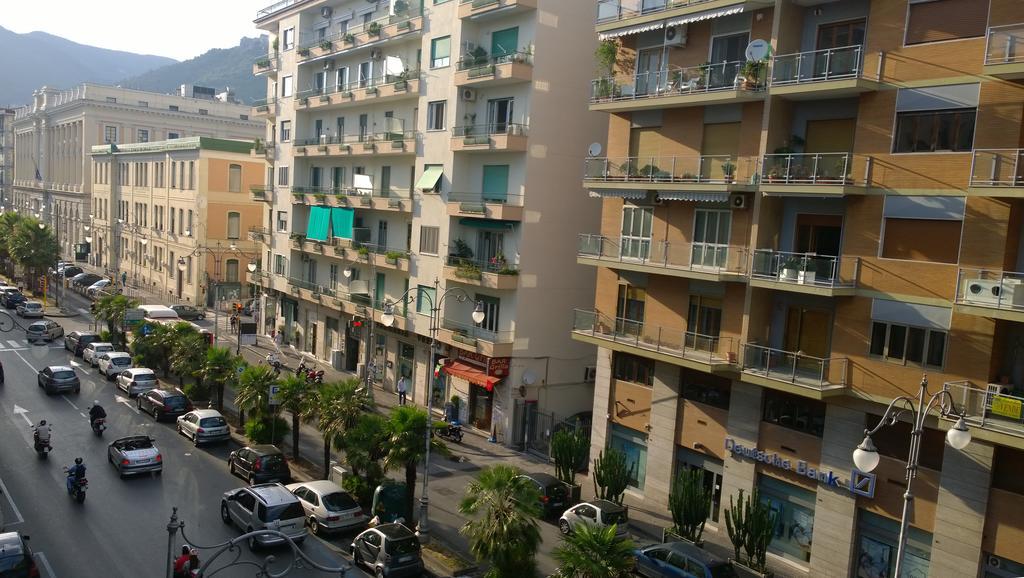 B&B La Mela 萨莱诺 外观 照片